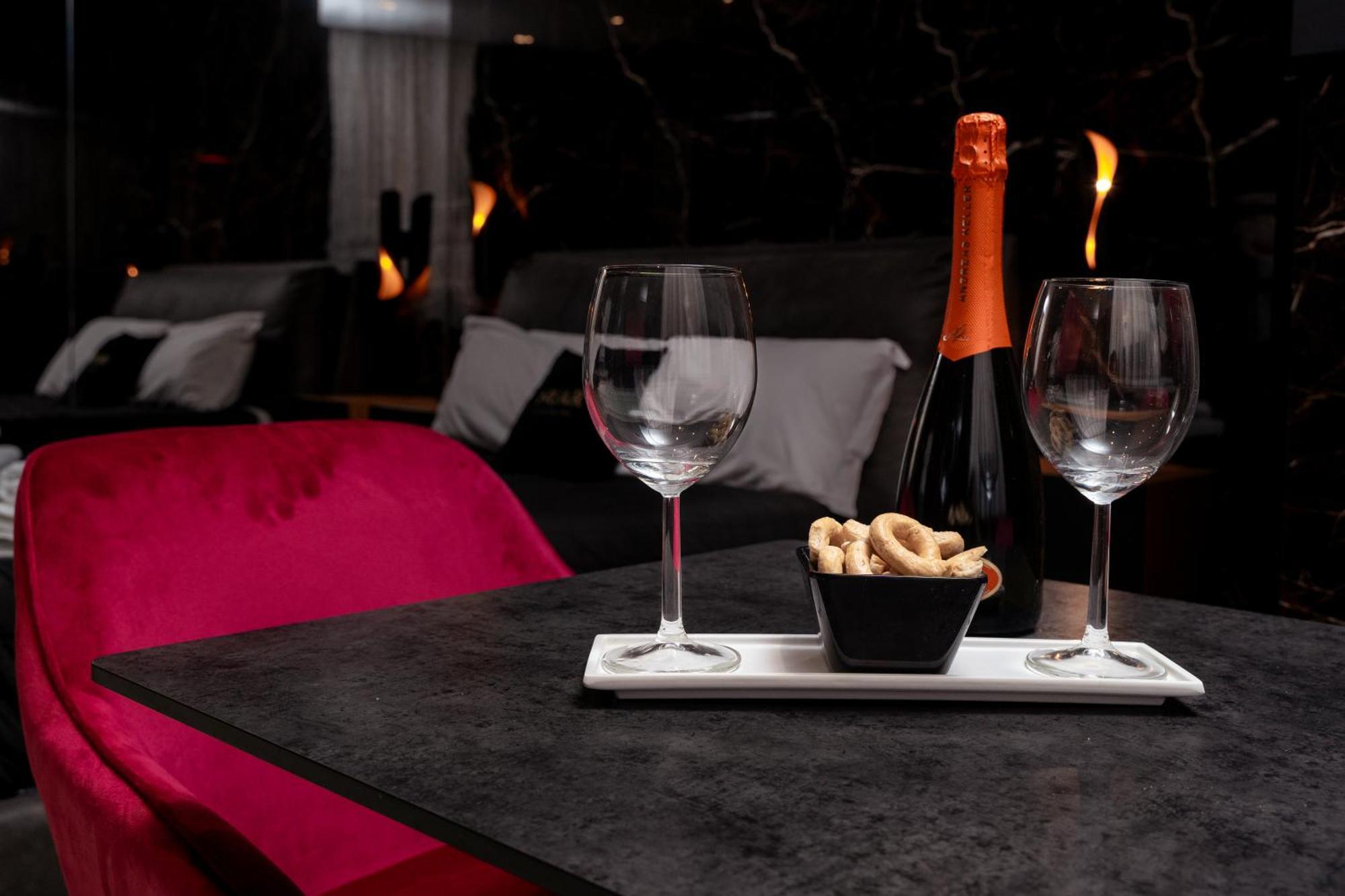 Nuar Suite&Spa Палермо Экстерьер фото